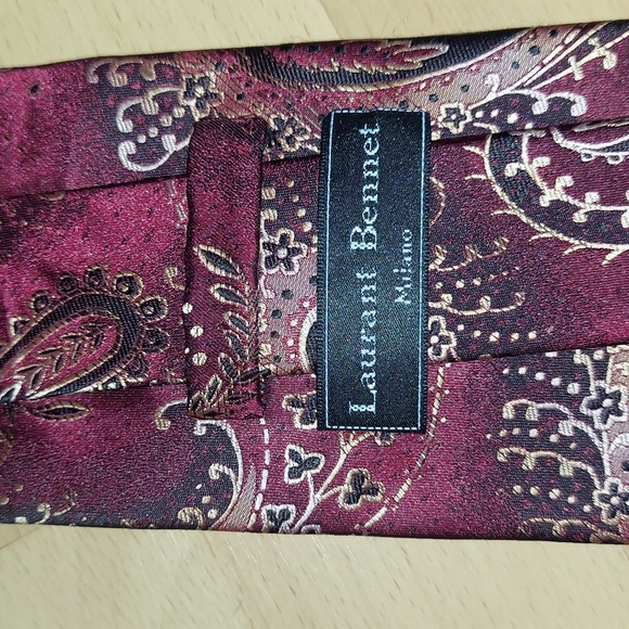 Laurant Bennet Neck Tie - Picture 3 of 6